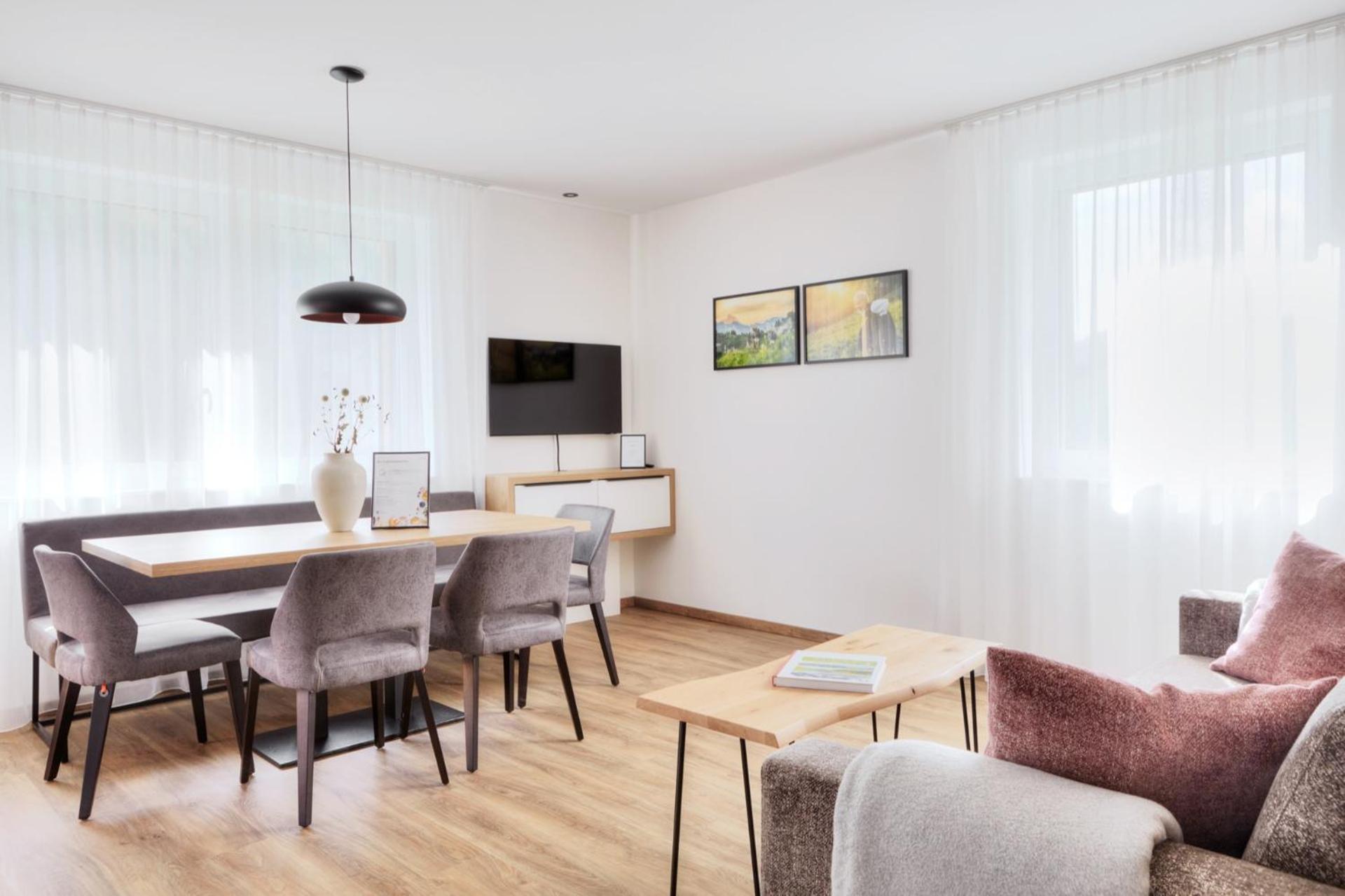 Alpenstolz Damuels Haus 3 - Stilvoll Urlauben In Den Bergen Apartamento Exterior foto